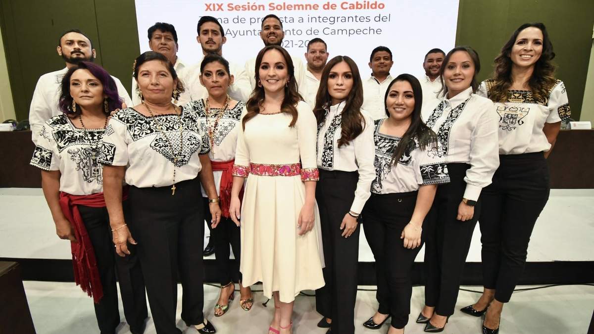 Con los integrantes del cabildo 2021-2024