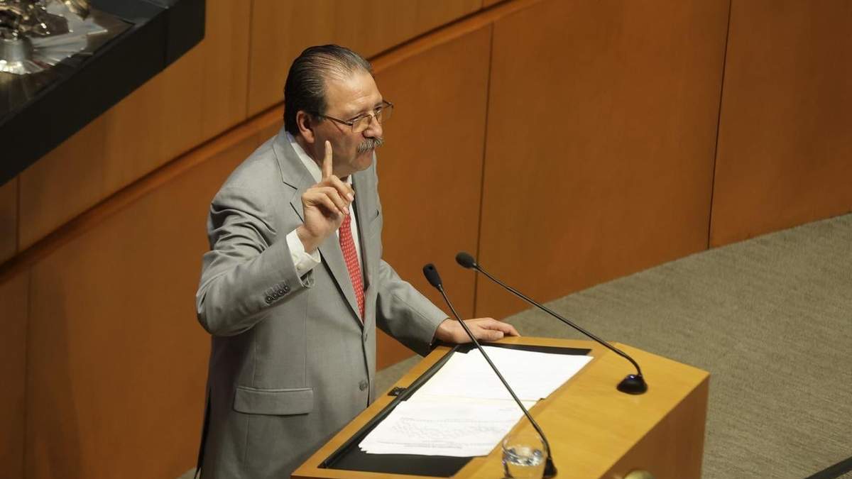 Reginaldo Sandoval en la sesión ordinaria de la Comisión Permanente, el miércoles 6 de mayo de 2026