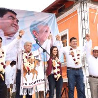 Mi respaldo a líderes sindicales es para que defiendan a los trabajadores: AMLO