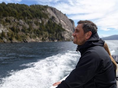 Juan Cabandié evaluó el avance de los frentistas sobre las costas de Bariloche