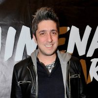 Jey Mammon reveló un mensaje que le enviaron de la famosa maquinita mágica para el rostro