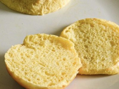 Pan sin harina: la receta con solo 3 ingredientes para que salga bien esponjoso