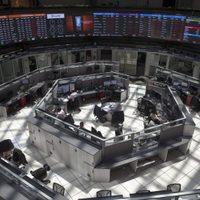 Sacudida por la insolvencia del gigante inmobiliario Evergrande, BMV se desploma 1.46%,