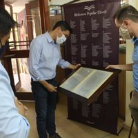 Marcos Koopmann, en Zapala, visitó y recorrió la Biblioteca Popular Elordi