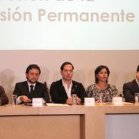 Morena promete no usar su mayoría para imponer gobernador interino de Puebla