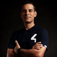 Rafael Márquez anuncia que ya puede dirigir en el futbol europeo