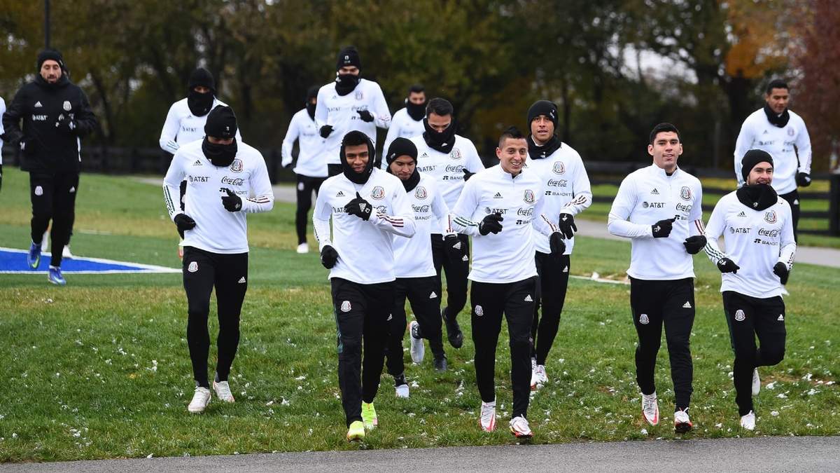 El Tri entrenando en Canadá