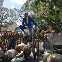 Máxima tensión en Venezuela: Guaidó intenta ingresar al Parlamento