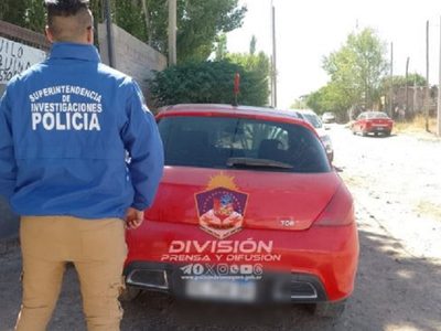 La policía de Neuquén recuperó un vehículo robado en el mes de febrero en Valentina Sur