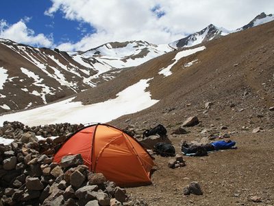 Encontraron al montañista perdido en el Domuyo a 4000 metros de altura