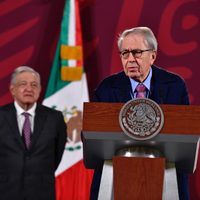 El secretario de Salud presume que para 2023 se logrará la “transformación del sistema de salud”