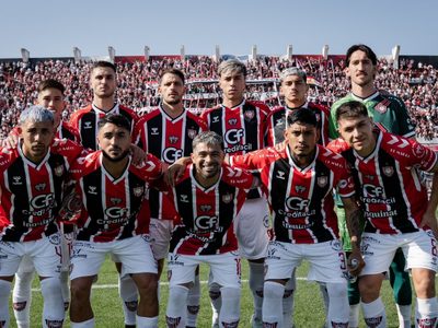 El presidente de Chacarita estalla contra el plantel: "Parecen señoritas de cabaret"