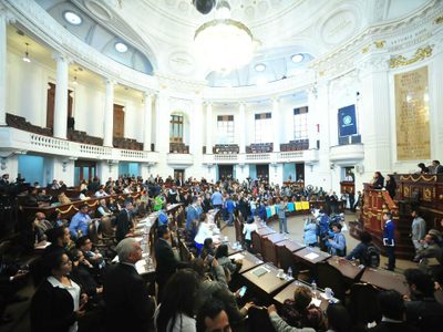 Ley de Reconstrucción sigue atorada por pugna PRD-Morena en la ALDF