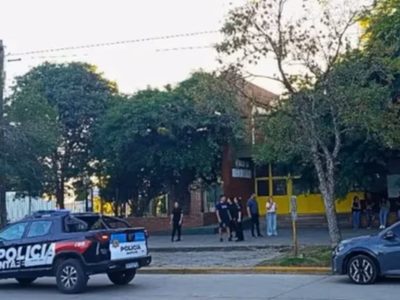 Un alumno fue armado al colegio en Santa Fe y mató a un compañero