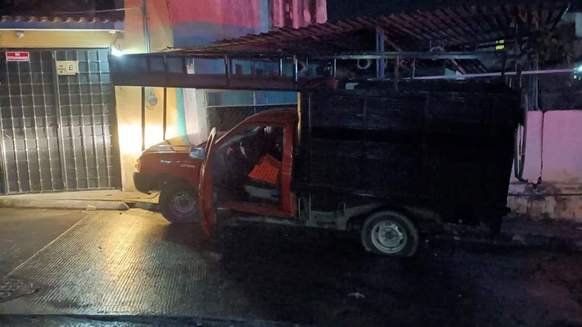 Cuatro cuerpos desmembrados fueron abandonados en una camioneta en Acapulco