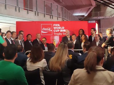 “México está en paz”: autoridades tras llegada a Guadalajara del trofeo de la Copa del Mundo FIFA