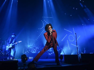 Enrique Bunbury festeja 35 años de rock