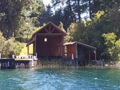 La construcción de muelles ilegales, un problema que enfrenta Bariloche