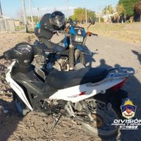 Recuperaron una moto robada que dejaron abandonada en el oeste de Neuquén