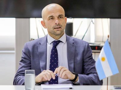 El Gobierno cerró una empresa ferroviaria y echó a más de mil personas