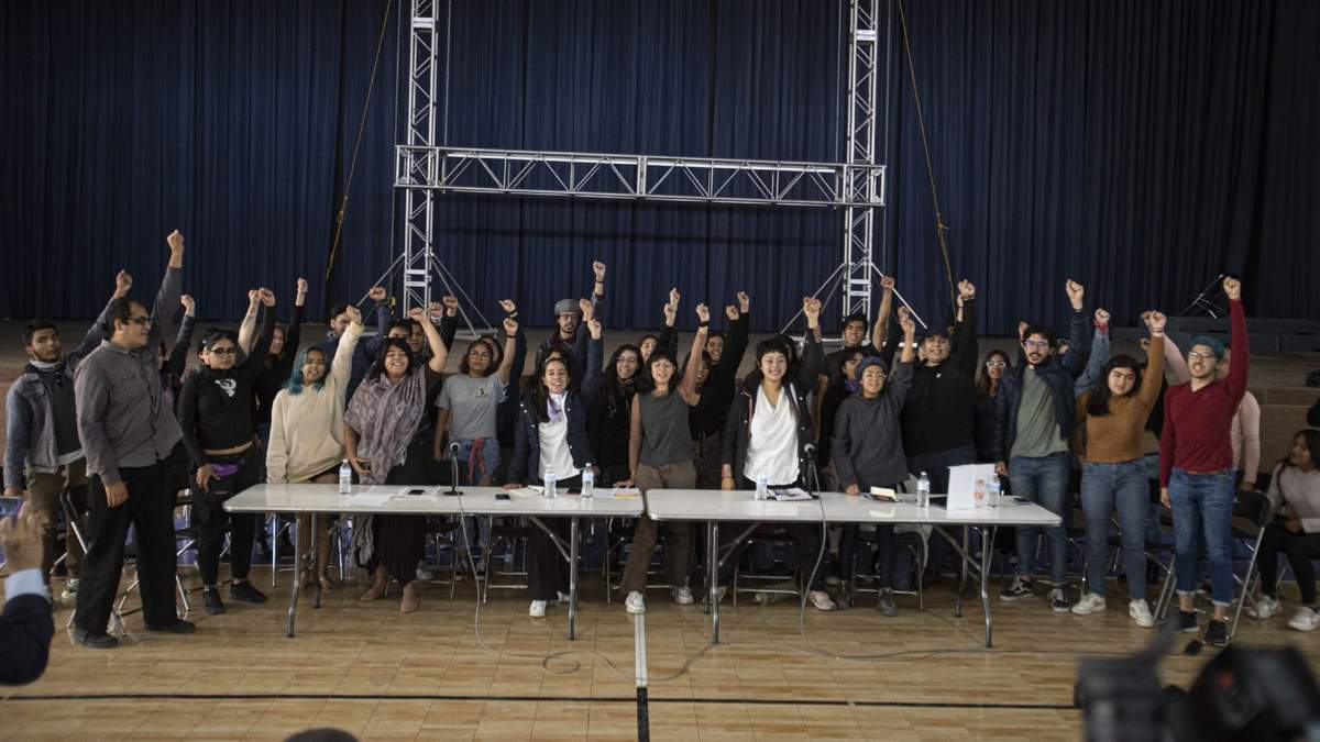 Conferencia del Comité de Facultades Unidas, que mantienen el paro académico en la UAQ