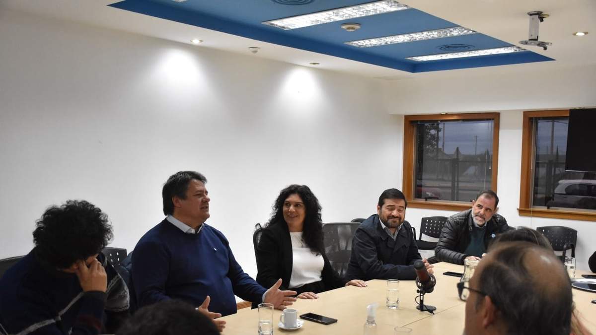 Mariano Gaido y concejales. Fuente: (Twitter)