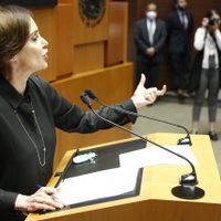 Lilly Téllez niega que socia de Guardería ABC sea su prima hermana
