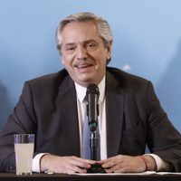 Alberto Fernández insistió en que "revisará" las jubilaciones