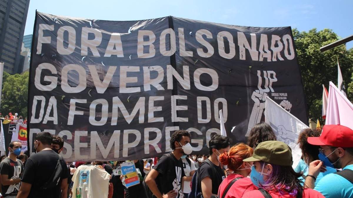 "Fuera Bolsonaro, Gobierno del hambre y del desempleo", una de las banderas de las protestas contra Jair Bolsonaro. Fuente: (Twitter)