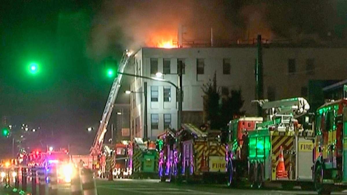 El fuego comenzó en la madrugada