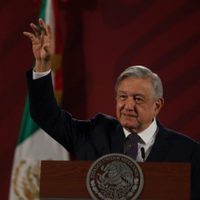 AMLO agradece cierre de Elektra por emergencia… un mes después