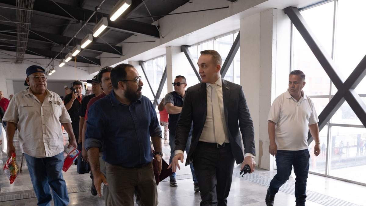 Adrián Ruvalcaba pide “tantita paciencia” a usuario del Metro por obras en varias líneas