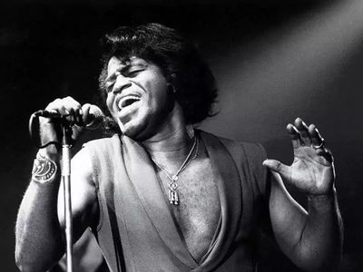 James Brown, Roberto D. Ortega y “Yo”