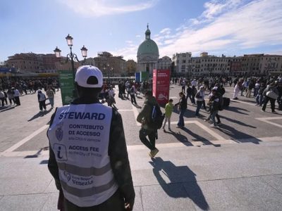 Venecia amplía su programa de impuestos a visitantes para combatir el exceso de turismo