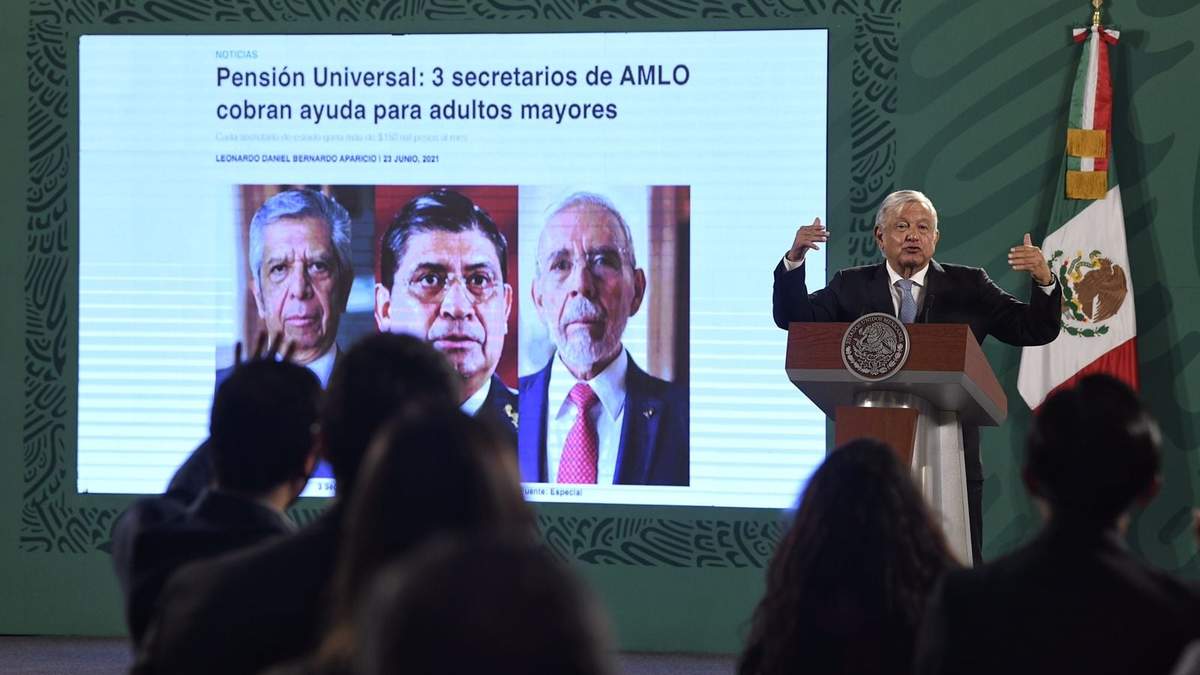 AMLO negó que el titular de la Sedena reciba pensión porque tiene 61 años