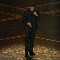 Michael B. Jordan gana el premio a mejor actor por “Pecadores”, llevándose a casa su primer Oscar