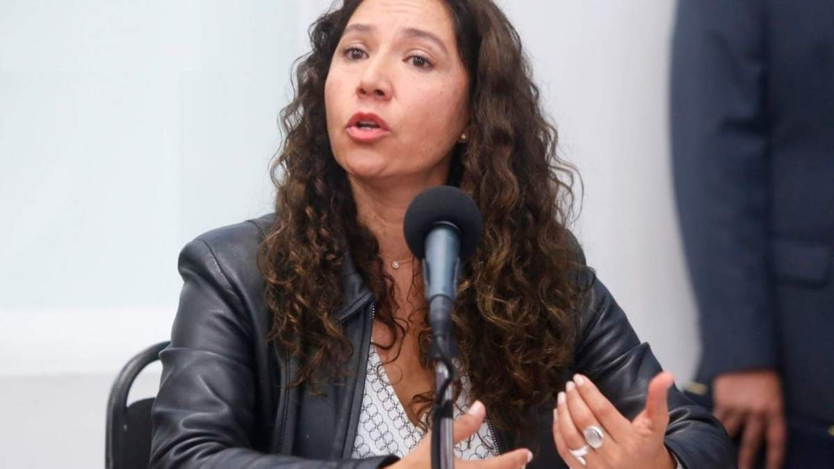 La secretaria de Planeación y Finanzas de Puebla, María Teresa Castro Corro