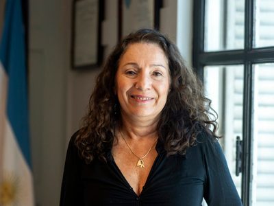 Cristina Caamaño intervendrá en el caso de espionaje que implica a Mauricio Macri