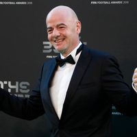 Involucran en escándalo financiero a Infantino, al PSG y al Manchester City