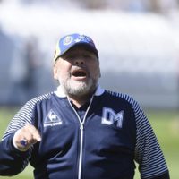 ¿Maradona se despide de Gimnasia antes de que vuelva el fútbol?