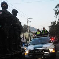 Balacera y detención de cinco presuntos asaltantes en la GAM; uno resultó herido