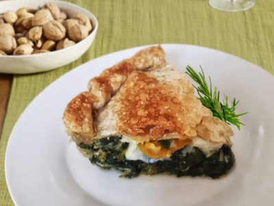 Los secretos que nadie te dijo para hacer la tarta pascualina de acelga más cremosa y exquisita