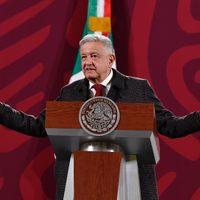 AMLO vuelve a convocar a su marcha e invita a la oposición