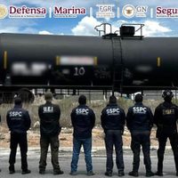 Huachicol deja pérdidas por más de 42 mil mdd entre los sexenios de Peña y López Obrador