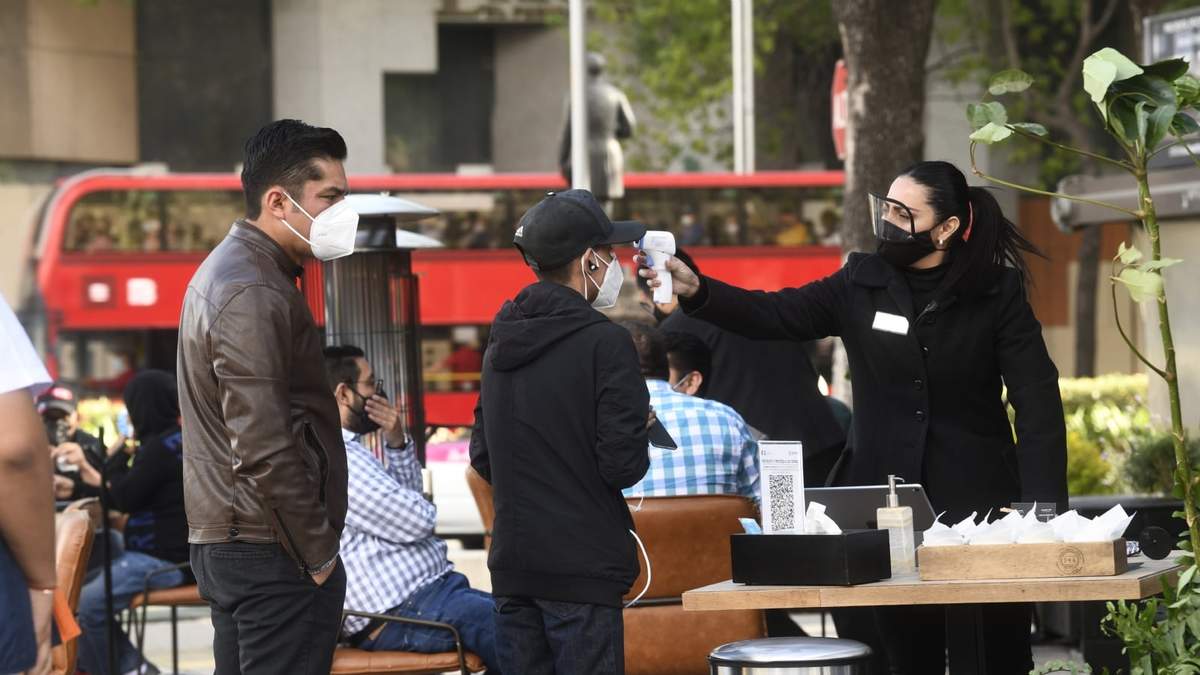Los restaurantes tendrán nuevos horarios la próxima semana.