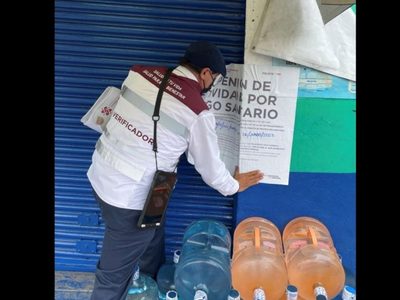 Suspenden por sucios e insalubres 43 establecimientos de agua purificada en la CDMX