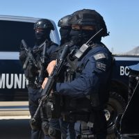 Detienen en Tijuana a cuatro integrantes del CJNG con restos humanos