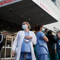 Una doctora que atendía covid-19 se suicida en EU por aparente estrés