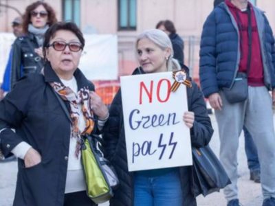 Italia impone el pasaporte sanitario a todo el país hasta el 15 de enero de 2022