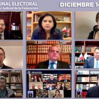 El INE "aplicó censura previa" a AMLO, concluye el TEPJF al revocar medidas preventivas